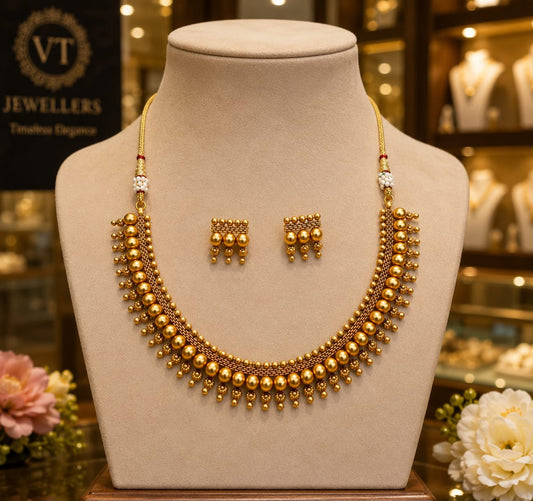 *Elegant Gold Bead Choker Necklace Set*